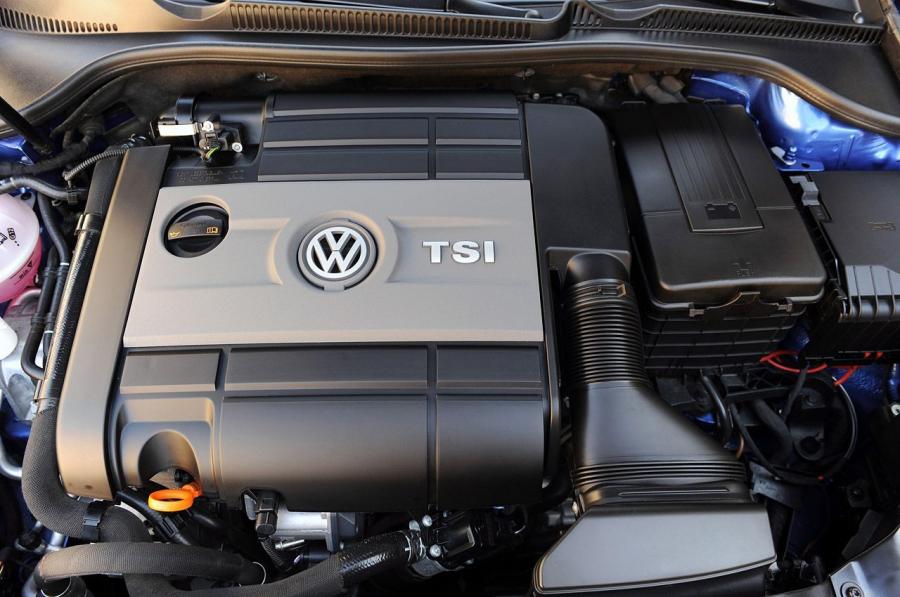  Volkswagen Golf R 2012 года  (фото 42 из 106)